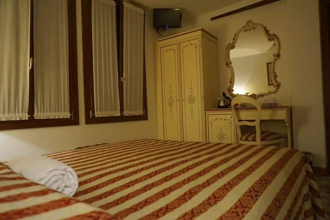 Rialto Experience Hotel Venice Italy