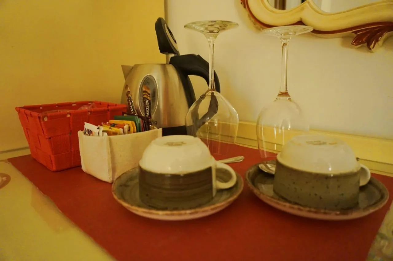 Rialto Experience Hotel Venice 0*,